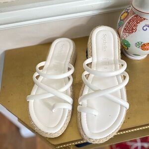Seychelles Italy Flat Sandals